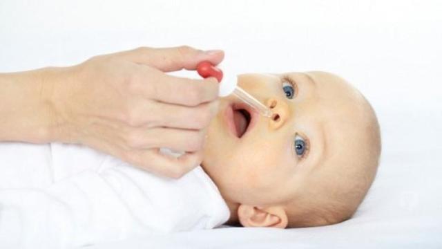 Мирамистин в нос ребенку при насморке, как промывать, брызгать