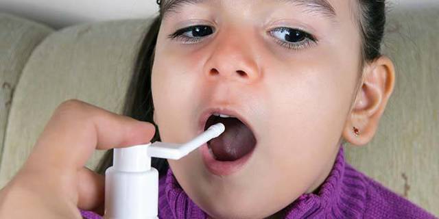 cпрей Мирамистин для детей: инструкция по применению для горла