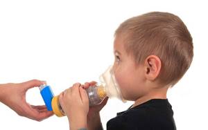 Признаки бронхиальной астмы у детей и их лечение