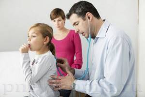 Першение в горле у ребенка и сухой кашель: причины, что делать, чем лечить в домашних условиях