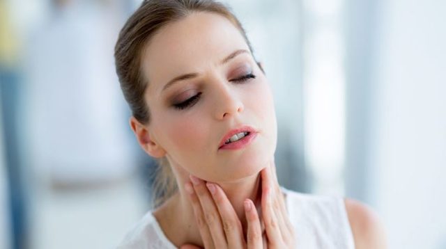 Лимфоузлы болят на шее: причины, симптомы, слева, справа