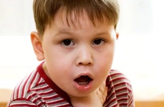 Ночной кашель у ребенка: причины, как остановить и снять приступ, что делать, чтобы облегчить состояние, требуется ли лечение