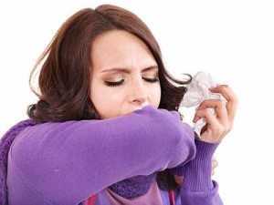 Сухой кашель у взрослых: причины сильных приступообразных позывов до рвоты, без температуры, если не откашливается, ночью, как перевести во влажный