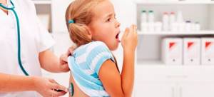 Эффективные средства от кашля для детей: лучшие медикаменты при сухом и влажном симптоме, недорогие лекарства, народные способы борьбы с болезнью, обзор отзывов