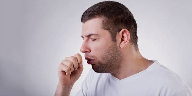 Пневмония (воспаление легких) симптомы у взрослых без температуры, признаки и лечение болезни