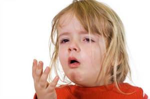 Мокрый кашель без температуры: сильный и долгий, у ребенка и у взрослого, причины, лечение