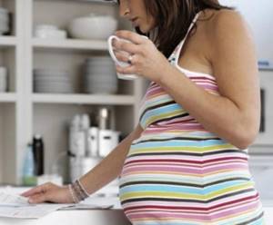 Полоскание горла содой при беременности